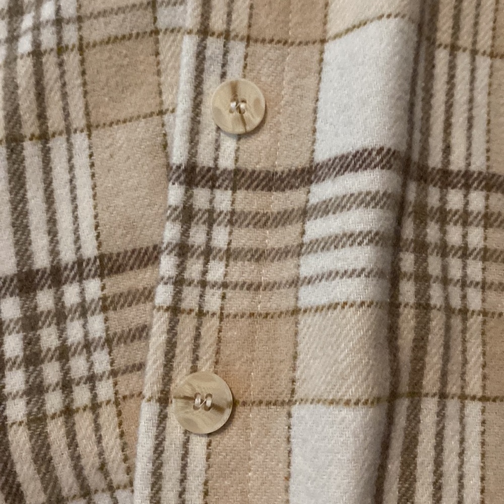 Beige Shacket - Picture 4 of 4